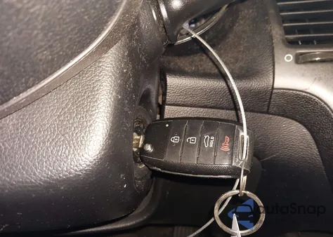 2014 Kia Forte Lx z USA, uszkodzony, nr VIN KNAFX4A67E5189947